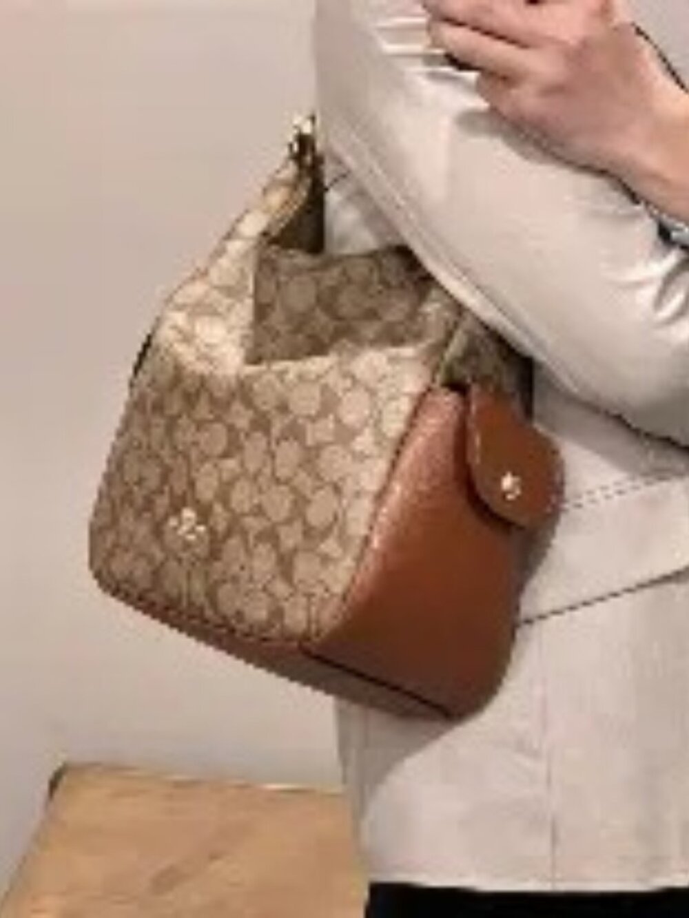 Coach NEW 2pc $705 SET Pennie Shoulder Bag Signature Canvas & NWT $228Wallet - Picture 2 of 10